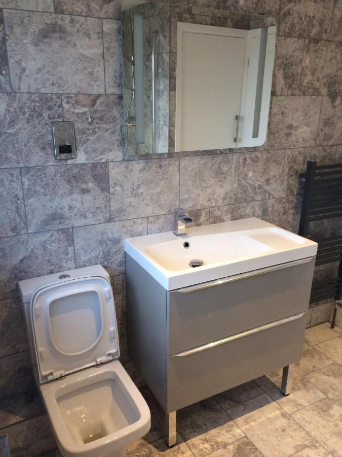 איפסוויץ' Beautiful En-Suite Bedroom מראה חיצוני תמונה