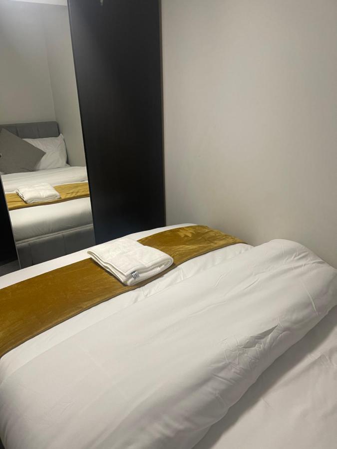 איפסוויץ' Beautiful En-Suite Bedroom מראה חיצוני תמונה